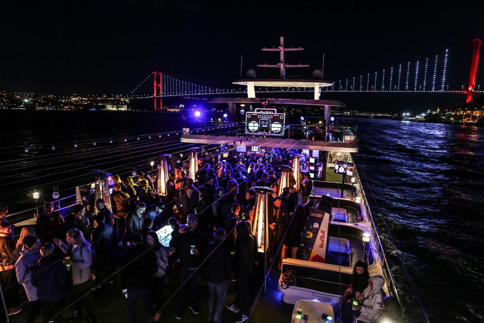 Yacht Charter Bosphorus guest gallery photo 20